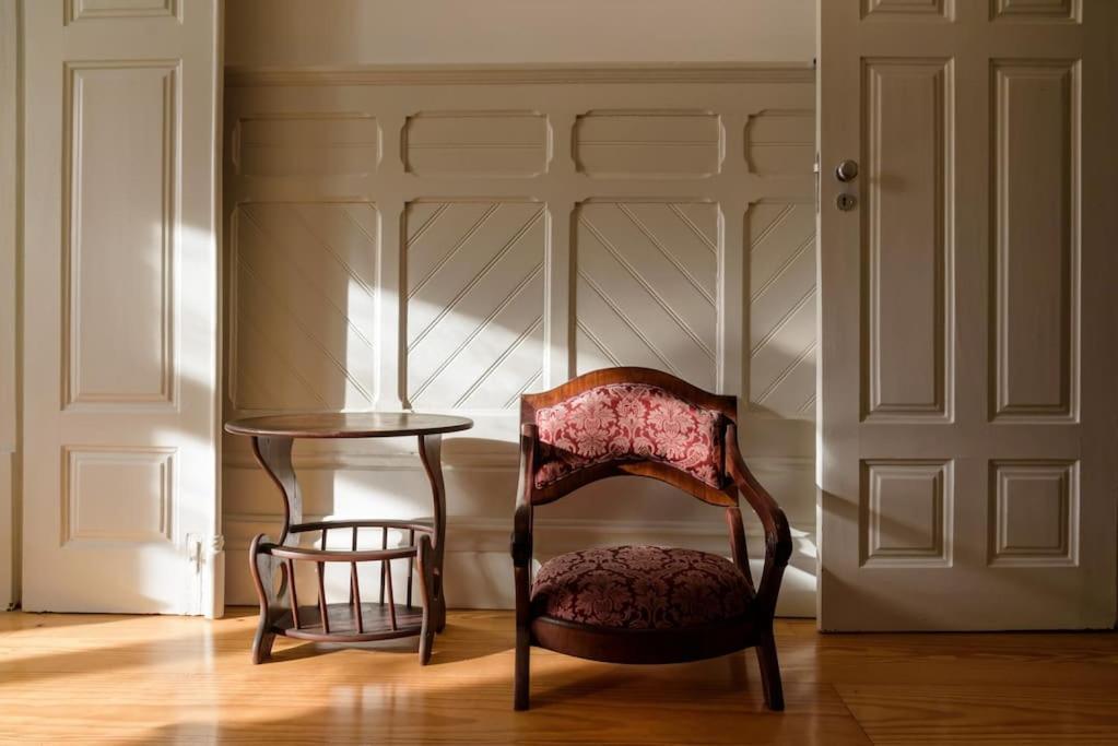 14º Esquadra — Cais Das Pedras Guest House Порту Экстерьер фото